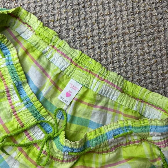 Cute vintage y2k Victoria’s Secret low rise green plaid mini/ micro shorts - Picture 3 of 6